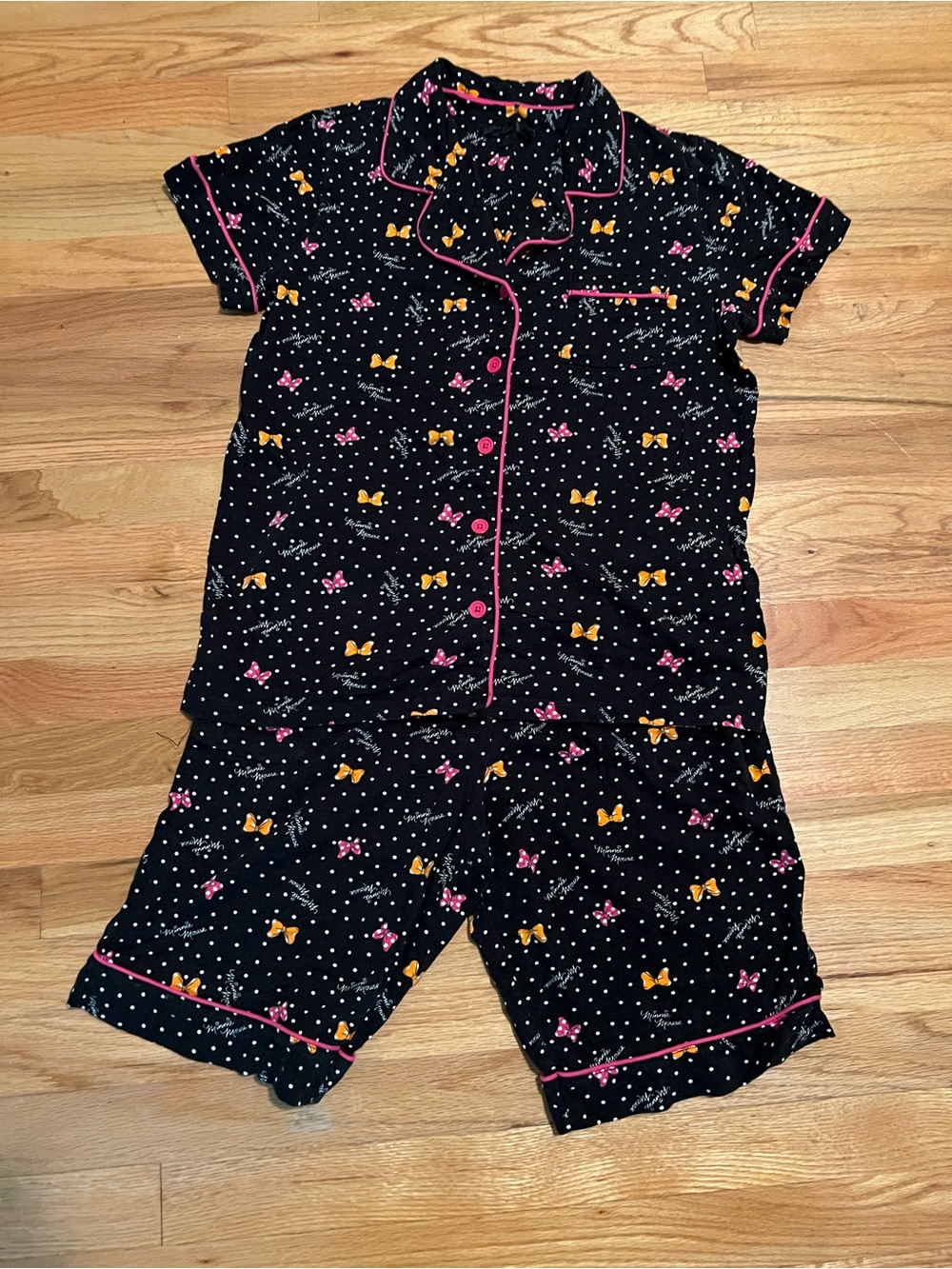 Disney Luxe Collection Black Short-Sleeve Pajama Set with Pink Piping & Yellow